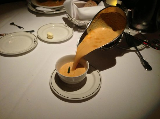 Truluck’s Ocean’s Finest Seafood & Crab signature dishes Lobster Bisque
Jumbo Lump Crab Cake
Cold-Water Lobster Tail